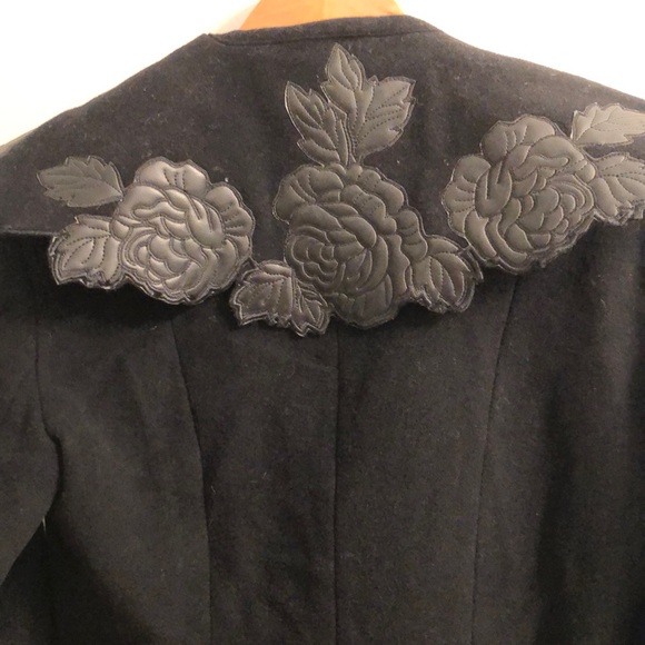 Newport News Black with Faux Leather Trim Pea Coat size 6 - Picture 5 of 6